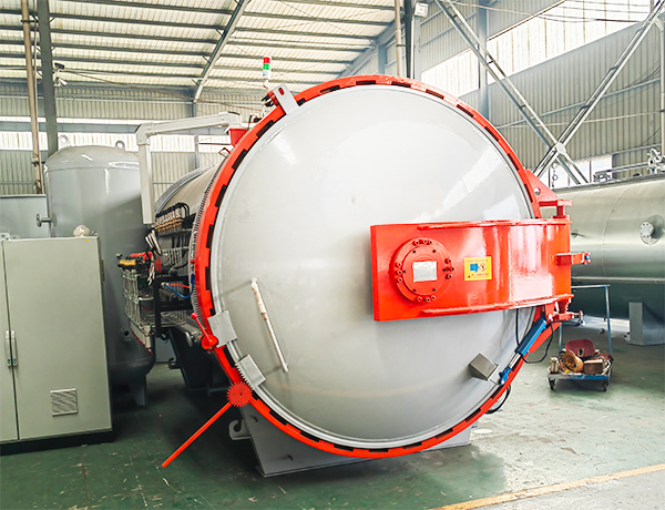 大型无人机热压罐