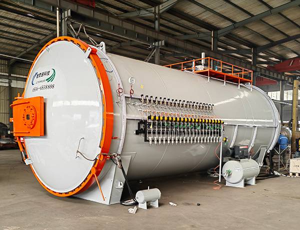 碳纤维机翼热压罐